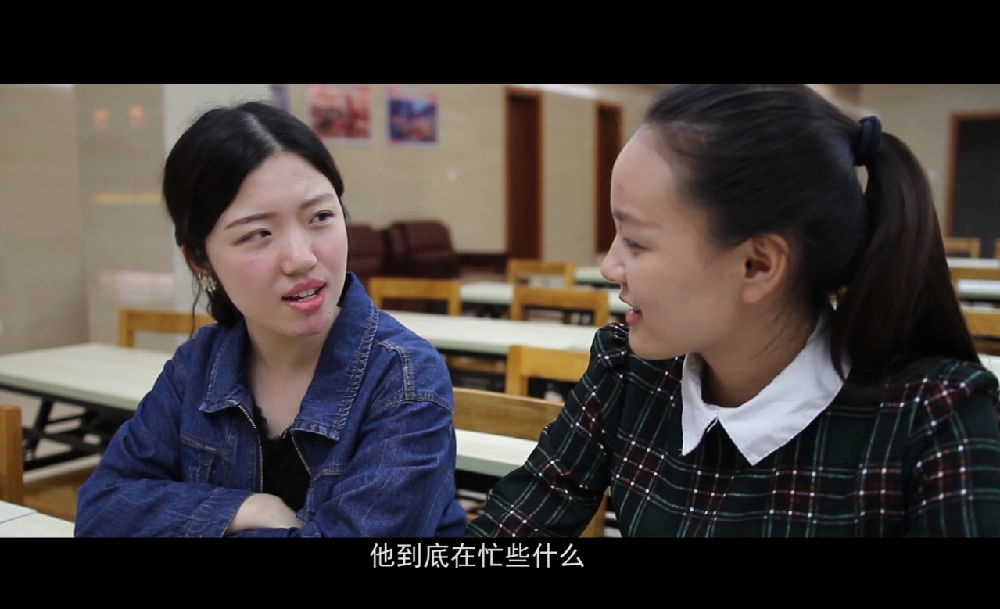 户外露出
参加观摩的微电影作品画面.png